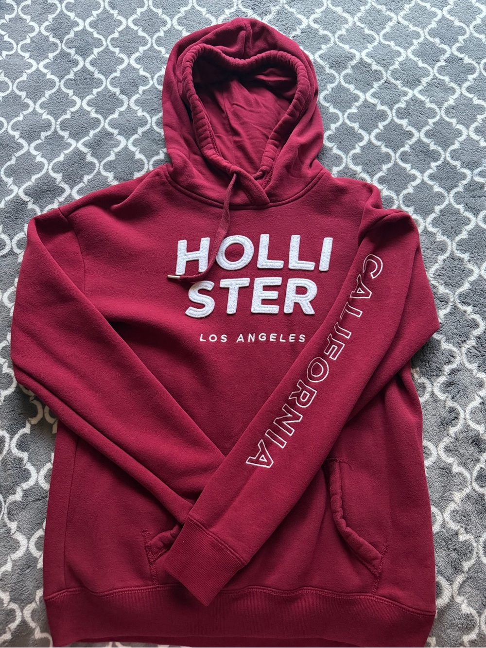 Hollister Los Angeles Women’s Burgundy Hoodie Sweatshirt